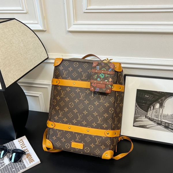 ブランドキーホルダー背面デザイン